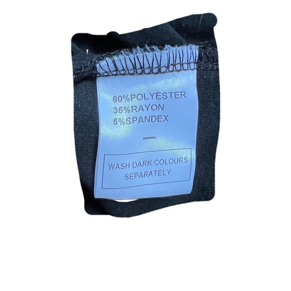 Black V-Neck with Button Detail 2XL NWOT - Picture 3 of 4